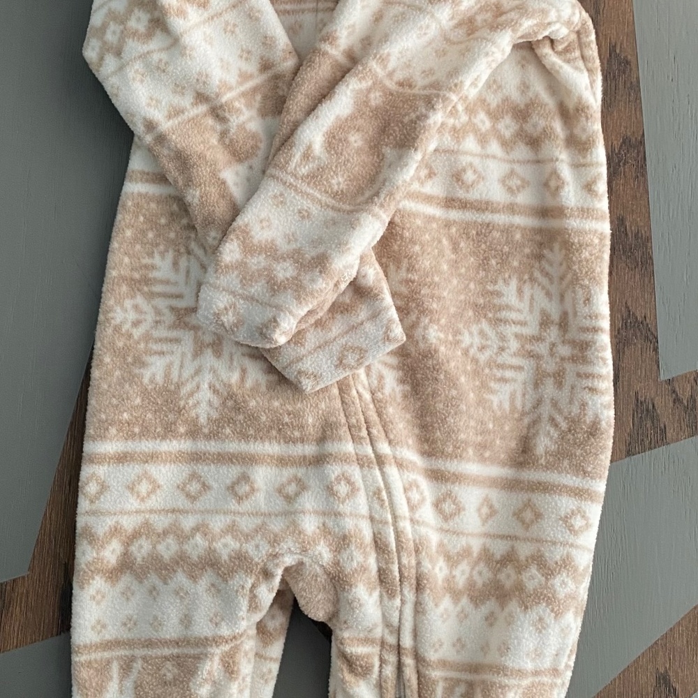 Baby clothes